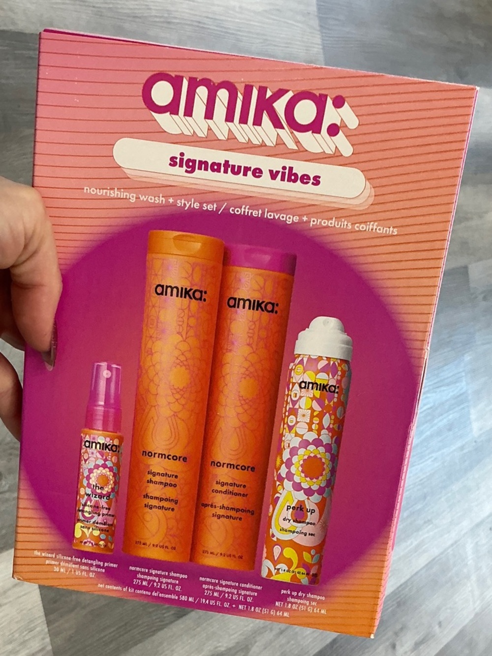 amika Signature Vibes